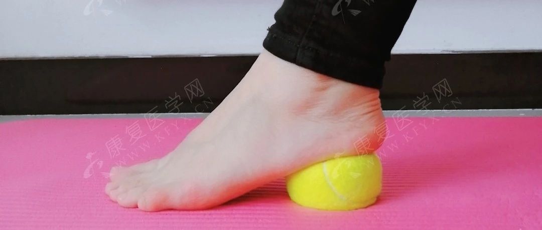 足跟痛、跟腱僵硬，跟腱炎有哪些康复训练可以缓解？